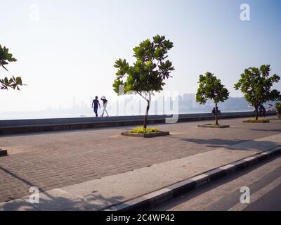 Mumbai, Indien - 17. Dezember 2019: Uferstraße der Stadt Mumbai. Stockfoto