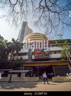 Mumbai, Indien - 17. Dezember 2018: Alte Struktur des Aktienmarktes Bombay Stock Exchange Building. Stockfoto