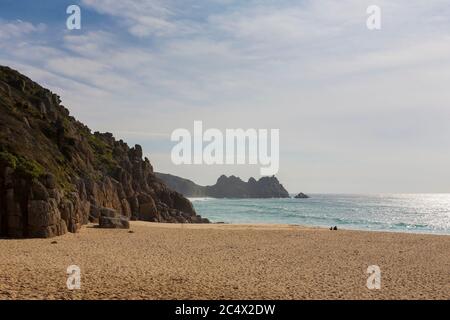 Porthcurno Bay, Penwith Peninsula, Cornwall, Großbritannien Stockfoto