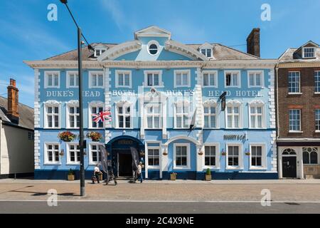 King's Lynn Hotel, Blick auf das King's Head Hotel, ein historisches Postkutschenhaus am Tuesday Market Place in King's Lynn, Norfolk, England, Großbritannien Stockfoto