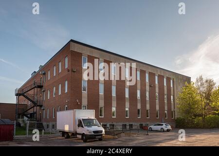 Die aussenfassade eines generischen Small Business Stockfoto