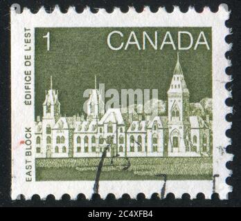 KANADA - UM 1985: Briefmarke gedruckt von Kanada, zeigt parlament, um 1985 Stockfoto