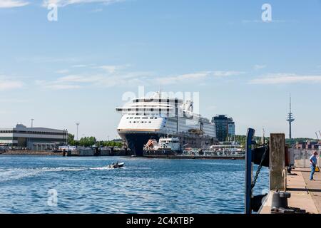 Kiel, Norwegerfähre der Color Line die Color Fantasy in Kiel am Norwegen Kai nach ca. 3 Monate Corona-Pause Stockfoto