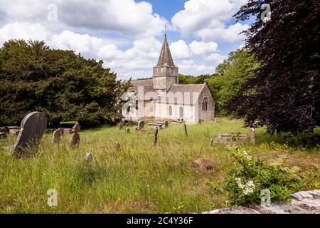 St Kenelms Kirche im Cotswold Dorf Sapperton, Gloucestershire Großbritannien Stockfoto