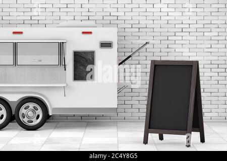 Leere Holzmenü Tafel im Freien Anzeige in der Nähe von Airstream Caravan Food Truck vor der Ziegelwand. 3d-Rendering Stockfoto