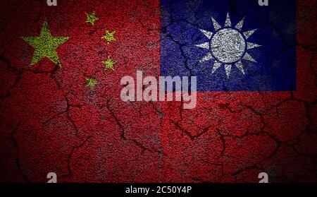 3D-Rendering von zwei China und Taiwan Flaggen auf Betonwand in Grunge-Effekt mit tiefen Rissen gemalt, um die gebrochene oder angespannte Beziehungen Wette zu illustrieren Stockfoto
