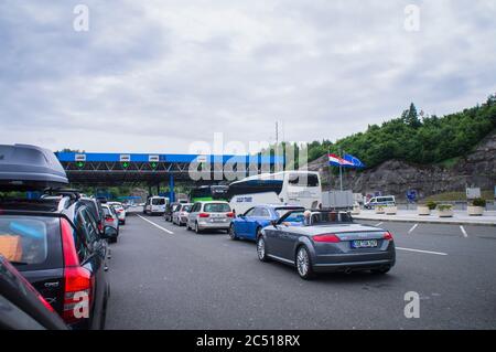 Gruskovje/Macelj Grenzübergang - Slowenien - Kroatien, SLO-HR, Bus Flixbus, am 20. Juni 2020. (CTK Photo/Libor Sojka) Stockfoto