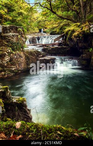 Hufeisen Falls Wasserfall auf dem Elidir Trail im Brecon Nationalpark Wales UK Stockfoto