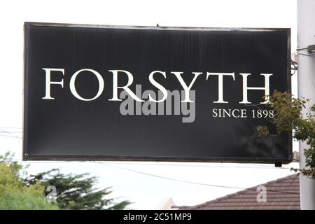 Forsyth Real Estate Büro in 236 Penshurst St, Willougby an Sydneys Nordufer. Stockfoto