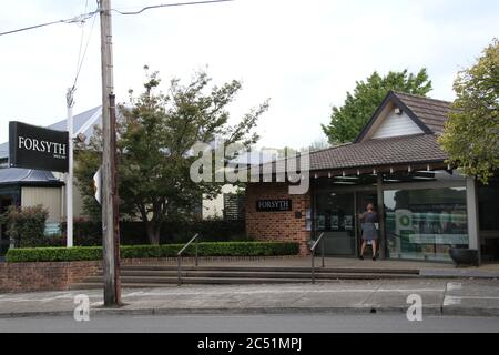 Forsyth Real Estate Büro in 236 Penshurst St, Willougby an Sydneys Nordufer. Stockfoto