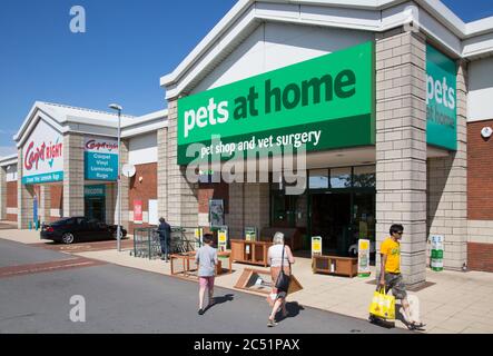 Haustiere zu Hause, Jubilee Retail Park, Weymouth Stockfoto