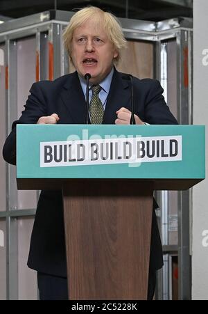 Premierminister Boris Johnson hielt eine Rede während eines Besuchs am Dudley College of Technology in Dudley, sagte er, er werde in die Fußstapfen von Präsident Franklin D. Roosevelt treten, Die WHO führte die USA in den 1930er Jahren aus der Großen Depression heraus, indem sie in Infrastrukturprojekte investierte, um die Erholung des Landes von der Coronavirus-Pandemie anzuregen. Stockfoto