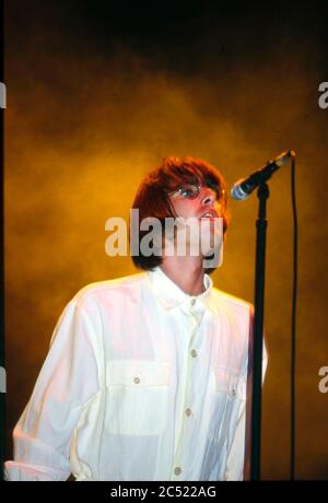 Oase live im Knepworth Park August 1996 Stockfoto