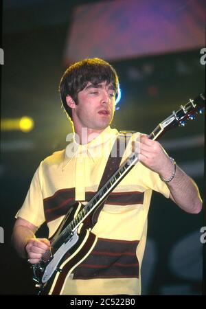 Oase live im Knepworth Park August 1996 Stockfoto