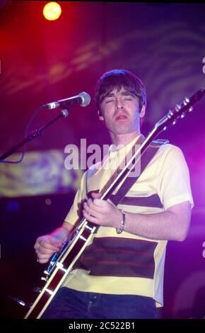 Oase live im Knepworth Park August 1996 Stockfoto