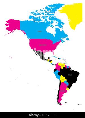 Politische Karte Amerikas in CMYK-Farben auf weißem Hintergrund. Nord- und Südamerika mit Länderkennzeichen. Einfache flache Vektordarstellung. Stock Vektor