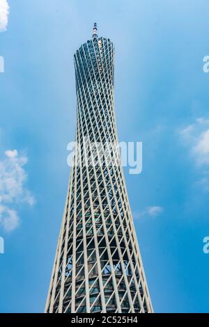 GUANGZHOU, CHINA, 18. NOVEMBER 2019: Der Canton Tower Stockfoto