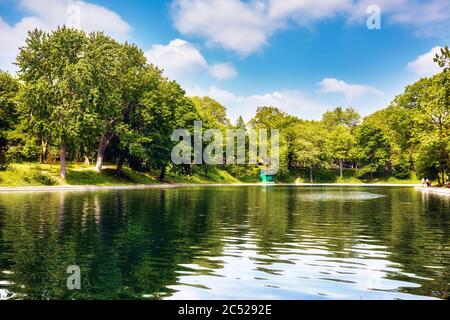 Montreal, Kanada - Juni 2018: La Fontaine Park in Montreal, Quebec, Kanada. Stockfoto