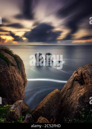 Urro del Manzano Sea Stacks, Costa Quebrada, Kantabrien, Spanien Stockfoto