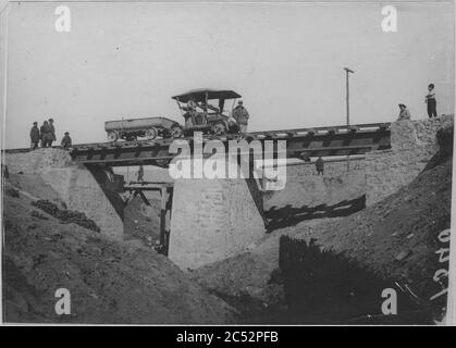 Inauguration de la ligne du chemin de fer de Salonique à Mikra 29 mars 1917 15 kilomètres construits par le génie français. Stockfoto