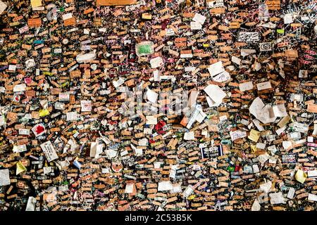 Italien, Verona, Liebesnote an der Wand von Romeo und Julia Stockfoto