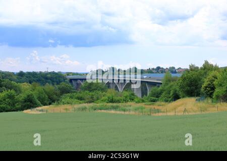 Juni 28 2020 Dresden, Deutschland: Autobahn A17 von Dresden nach Prag Stockfoto