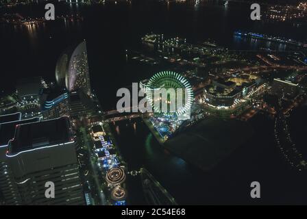 Luftaufnahme vom Landmark Tower Yokohama Japan während der Nacht Stockfoto