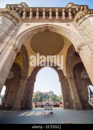 Die legendäre Architektur des Gateway of India in Mumbai. Stockfoto