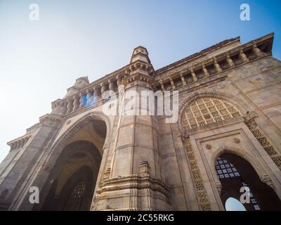 Die legendäre Architektur des Gateway of India in Mumbai. Stockfoto