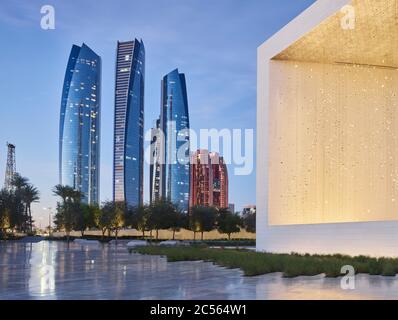 Sheikh Zayed Gründerdenkmal, Etihad Towers, Abu Dhabi, Vereinigte Arabische Emirate Stockfoto