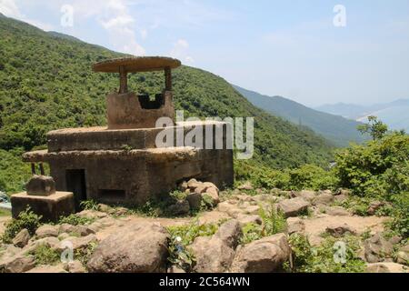 US-Armee Bunker, alte Französisch Fort entlang Hai Van Pass, Zentralvietnam Stockfoto