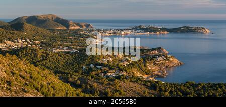 Blick vom Cap Vermell nach Norden, Mallorca, Balearen, Spanien Stockfoto