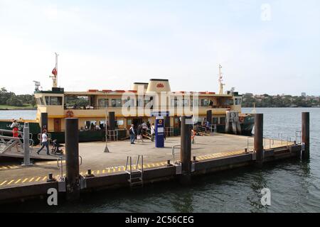 Der Ankunftsort auf Cockatoo Island, wo ein Teil der 19. Biennale von Sydney vom 21. März bis 9. Juni 2014 stattfindet. Stockfoto