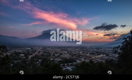 Mittelamerika, Quatemala, Antigua, Cerro de la Cruz Stockfoto