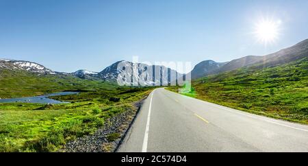 Landstraße in Norwegen Richtung Geirangerfjord Stockfoto