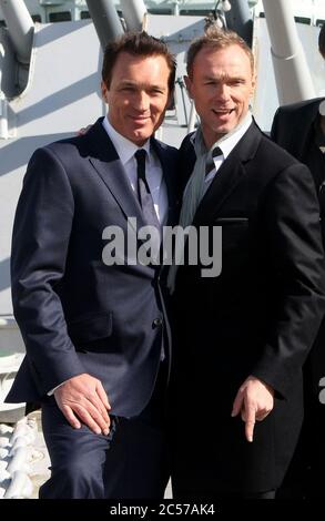 Spandau Ballet Fotoausstellung über HMS Belfast, London 25. März 2009: Martin Kemp (links) und Gary Kemp Stockfoto