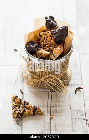 Nussecken, gehackte Mandeln, glutenfrei Stockfoto