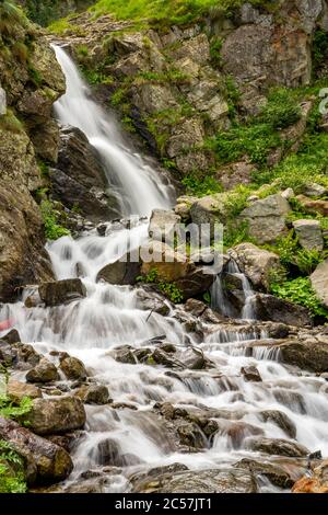 Lago della Rovina Wasserfall - See in den italienischen Alpen Entracque im Sommer 2020 Stockfoto