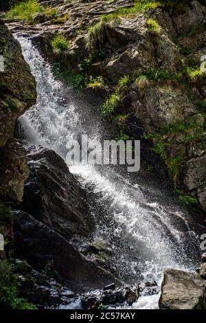 Lago della Rovina Wasserfall - See in den italienischen Alpen Entracque im Sommer 2020 Stockfoto