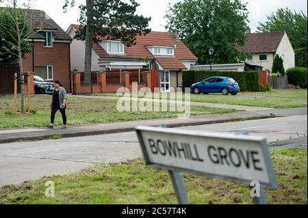 Bowhill Grove in Leicester, wo die lokale Sperrgrenze durchbricht. Nach einem Anstieg der Coronavirus-Fälle in der Stadt wurde eine lokale Sperre verhängt. Stockfoto