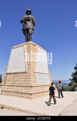 Canakkale, Türkei - 24. Juni 2011: Statue von Atatürk am Chunuk Bair Ersten Weltkrieg Denkmal, Gallipoli. Stockfoto