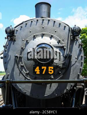 29. Juni 2020: Gesamtansicht der Strasburg Railroad, Norfolk & Western, 475 Dampflokomotive während der Parkierung am Bahnhof am Montag, 29. Juni 2020, in Ronks, Pennsylvania. Die Strasburg Railroad wurde am Freitag, den 26. Juni, nach ihrer Schließung aufgrund der COVID-19-Pandemie wieder für den Personenverkehr geöffnet. Für die Wiedereröffnung wurden zusätzliche gesundheitsbezogene Sicherheitsmaßnahmen getroffen. Rich Barnes/CSM Stockfoto