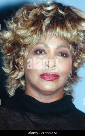 Tina Turner auf der Twent Four Seven Album und Tour Pressekonferenz in Paris 27. Oktober 1999 Stockfoto