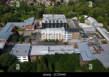 Eine Luftaufnahme der Cardiff Met University auf der Western Avenue in Cardiff, Wales, Großbritannien. Stockfoto