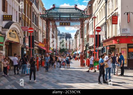 Chinatown in London an einem sonnigen Sommertag Stockfoto