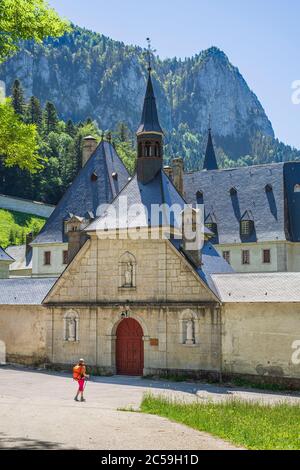 Frankreich, Isere, Chartreuse-Massiv, Grande Chartreuse Kloster am Fuße des Grand Som (Gipfel mit einer Höhe von 2026 Metern) Stockfoto