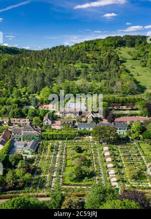 Frankreich, Eure, Giverny, Monets Haus und Garten Claude Monet Fondation (Luftbild) Stockfoto