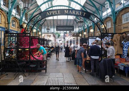 Der Apple Market in Covent Garden in London Stockfoto