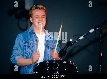 U2 beim Selbsthilfekonzert für Arbeitslose in Irland am RDS Anglesea Stand, Ballsbridge, Dublin, Irland 17. Mai 1986: Larry Mul Stockfoto