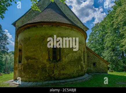 Świerzawa romanische Kirche des Heiligen Johannes und der Heiligen Katharina wurde zum Museum Niederschlesien Polen Schonau Niederschlesien Stockfoto